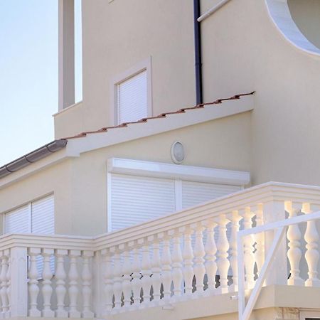 Villa Luger Eg Ražanj Extérieur photo